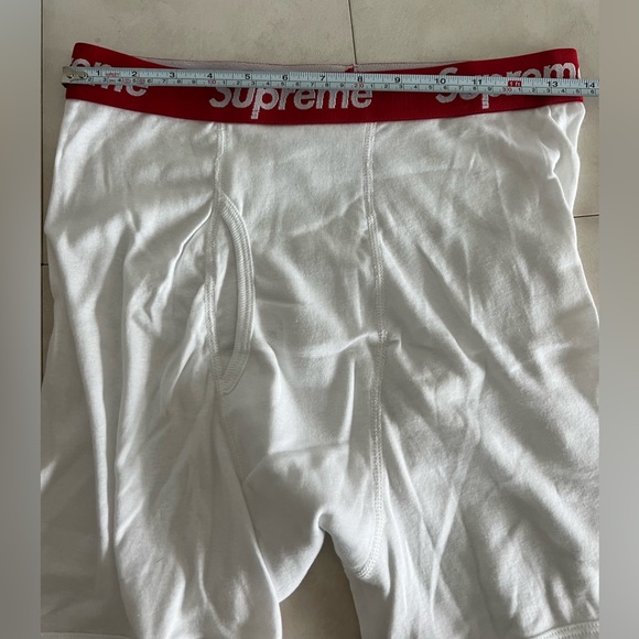 UNWORN Supreme Boxer Briefs Size M Pack of 3 - Picture 3 of 3